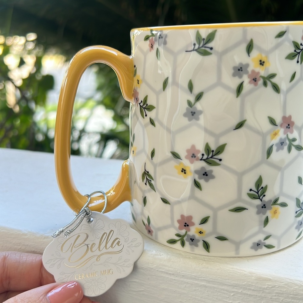 Bella Floral Ceramic Mug - Picture 5 of 15